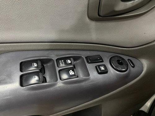 Hyundai Tucson 2.0 MPFI GLS 16V 143CV 2WD GASOLINA 4P AUTOMÁTICO