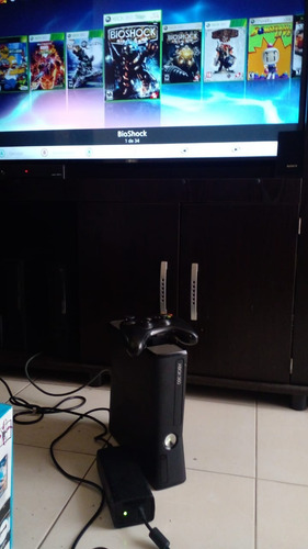 Consola Xbox 360 Slim 250gb Con Rgh3 Negro (Usado)