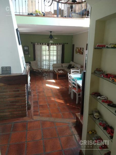 Imagen 14 de 30 de Casa En Zona Residencial De Fisherton 4 Dormitorios