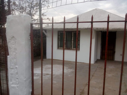 Apto Crédito Hip, Dueño Vende Casa De 4 Ambientes En Ezeiza