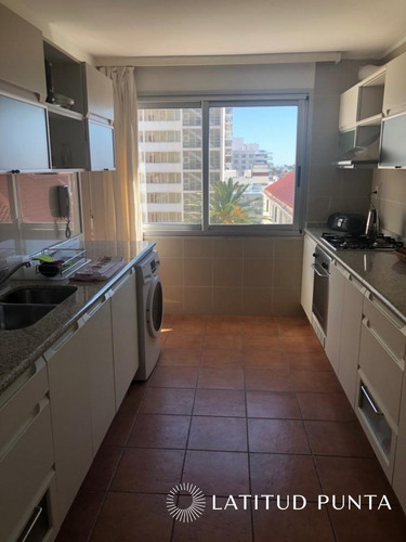 Apartamento En Península- Ref: 123
