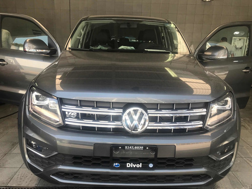 Imagen 13 de 15 de Amarok V6 Gris Indio