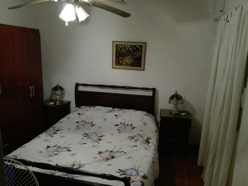 Hermosa Casa. 096 64 64 25