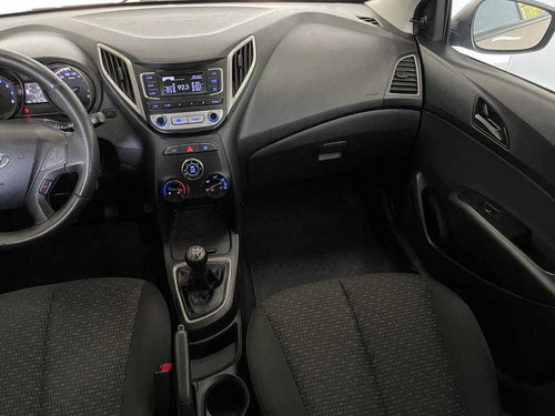 Imagem 12 de 15 de Hyundai Hb20 1.0m Comfor 2017