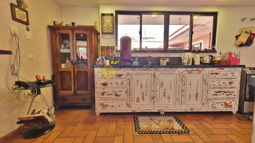 Imagem 11 de 30 de Casa Com 5 Dormitórios À Venda Com 222.4m² Por R$ 1.050.000,00 No Bairro Seminário - Curitiba / Pr - 694
