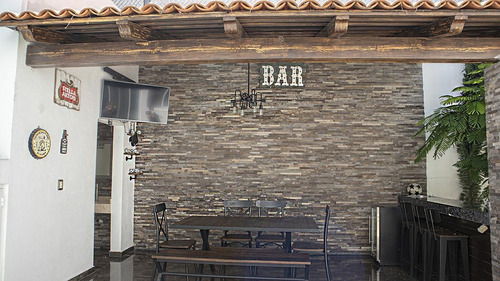Casa En Venta, Con Piscina Y Terraza Bar, En Cumbres Del Lago, Juriquilla