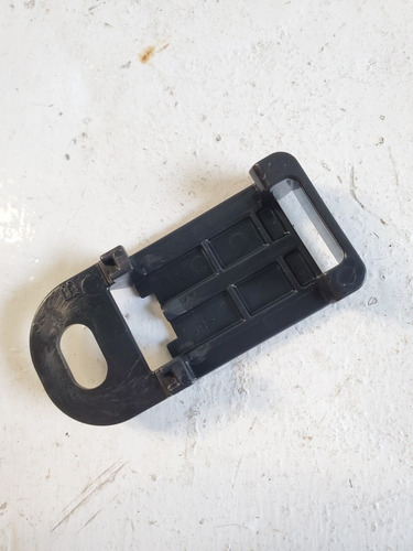 Base Soporte Sensor De Estacionamiento Toyota 89348-33090 (Usado)