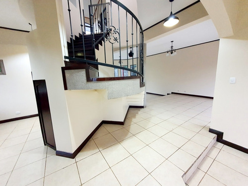 Imagen 18 de 27 de Casa De Lujo En San Lorenzo, Flores, Heredia (uso Habitacional Y Comercial) Descuento Aplicado