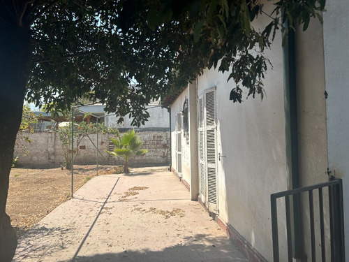 Se Vende Casa En La Reina.