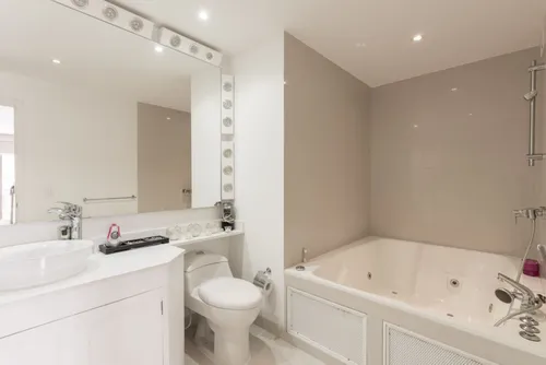 Apartamento En Arriendo/venta En Santa Barbara Occidental. Cod V17026