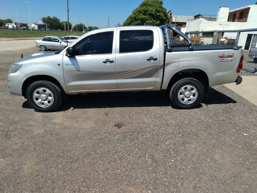 Toyota Hilux 2.5 Cd Dx Pack I 120cv 4x4 2012