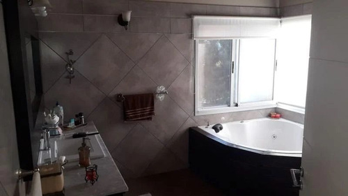 Imagen 28 de 28 de Imponente Casa Con Quincho Y Piscina En Venta - Barrio Privado Malibu - Canning