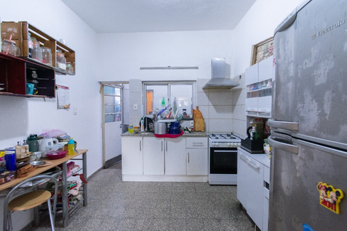 Venta Casa Atahualpa, 3 Dorm, 1 Baño, Cochera X 3, Jardín Y Patio C/parrillero