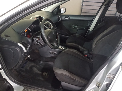 Imagen 10 de 15 de Peugeot 207 2009 1.6 Sedan Xt Tiptronic