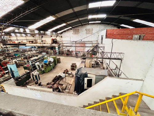 Venta Deposito / Galpon Piñeyro Avellaneda