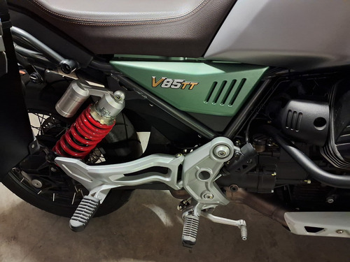 Guzzi V85 Tt Centenary 2093