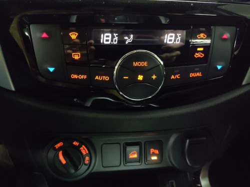 Imagen 14 de 15 de Renault Alaskan Iconic Cd 4x4 At 2021 0km