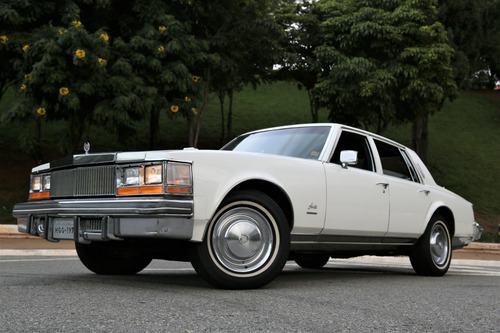 Cadillac Seville 4 Portas V8
