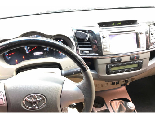 Toyota Sw4 Sr 3,0 A/t 7 As
