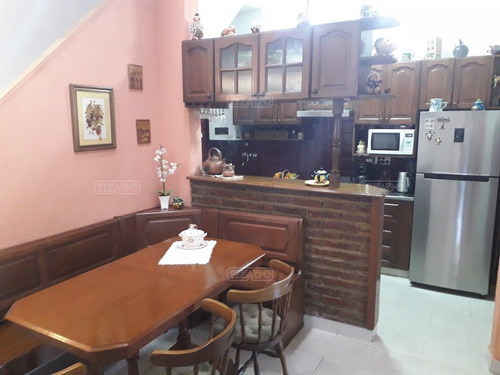 Casa Chalet En Venta Ubicado En Villa Urquiza, Capital Federal, Buenos Aires