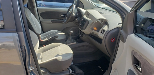 Chevrolet Spin Ltz 2013