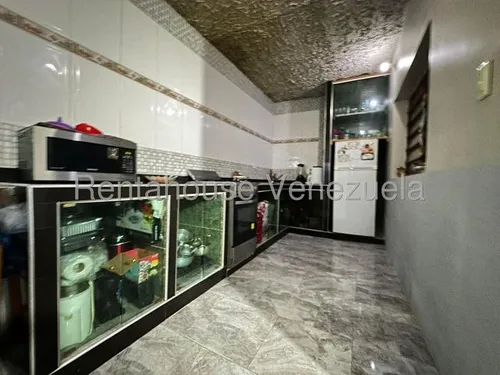 Casa En Venta En El Limon Zp