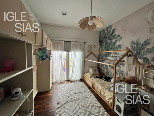 Casa En Venta Sobre Lote Interno En Los Sauces, Nordelta