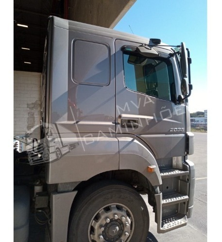 Imagem 2 de 14 de Caminhão Mercedes 2035 - 4x2 T