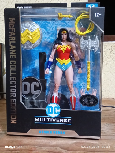 Figura Wonder Woman Mcfarlane Platinum