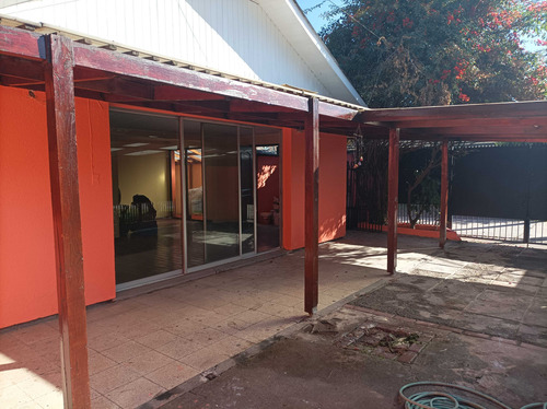 Casa En Venta. Villa Santa Carolina, Macul (107798)