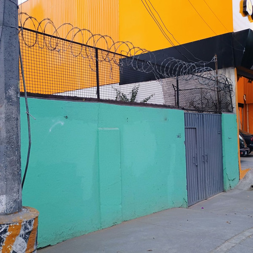 Terreno En Esquina