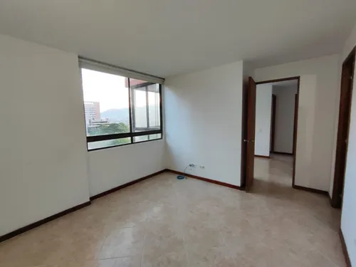 Apartamento En Arriendo En Castropol. Cod A16730