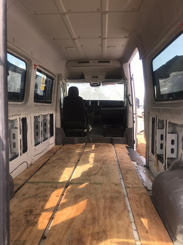 Imagen 10 de 11 de Desarmo Volkswagen Crafter Tdi Año 2020 Panel Por Partes