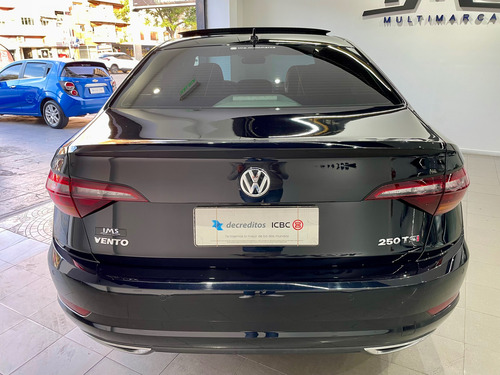 Volkswagen Vento 1.4 Highline 150cv At