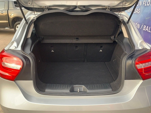 Imagen 15 de 15 de Mercedes-benz Clase A 1.6 A 200 Style B.efficiency 156cv