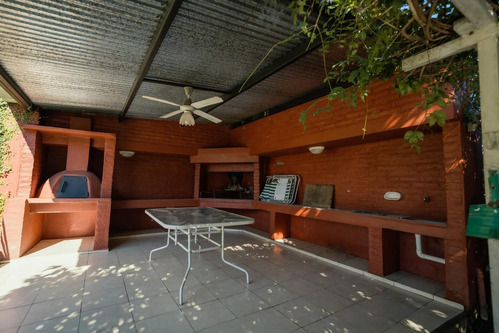 Departamento En Venta - 3 Dormitorios 2 Baños - 615mts2 - Yerba Buena