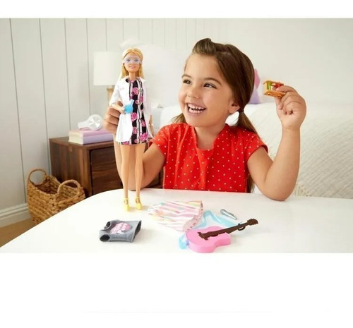 Imagen 3 de 10 de Muñeca Barbie Con 8 Sorpresas Profesiones Yo Quiero Ser