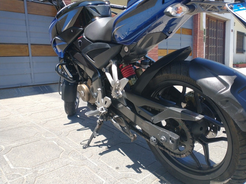 Bajaj Rouser Ns 200