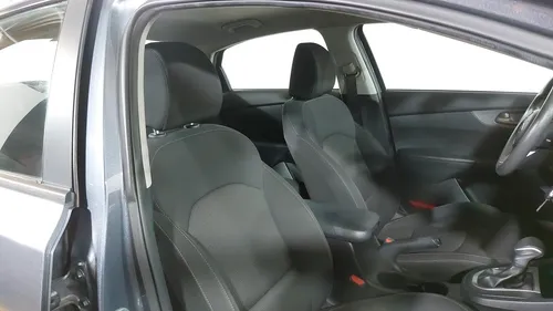 Kia Forte 2.0 LX AUTO