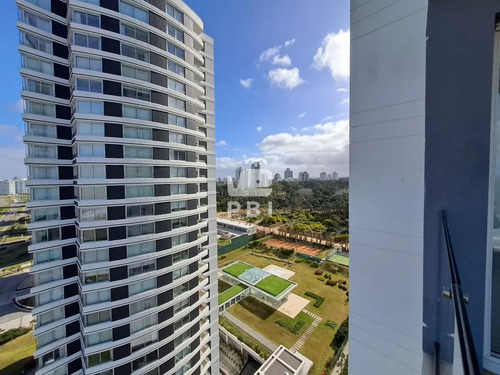 Venta Residencia De Alta Gama 4 Dormitorios En Suite Punta Del Este - Le Parc Iii - Ref : Pbi13701