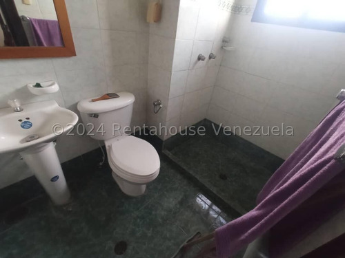 Julio Perez Vende Apartamento En Barquisimeto Cod Flex #25-3070 Jrpa
