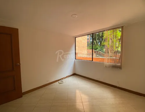 Apartamento En Arriendo En El Castillo. Cod A776131