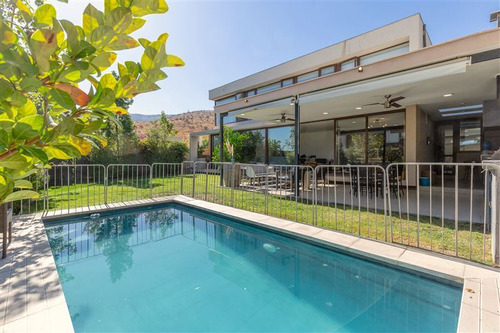 Casa Mediterránea, 4 Dorm., Terraza Y Piscina Temperada