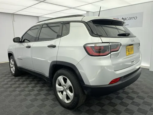 Jeep Compass 2.4 Sport 4x2