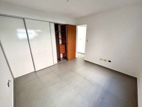 Venta Departamento 2 Amb Castelar Norte Apto Cred