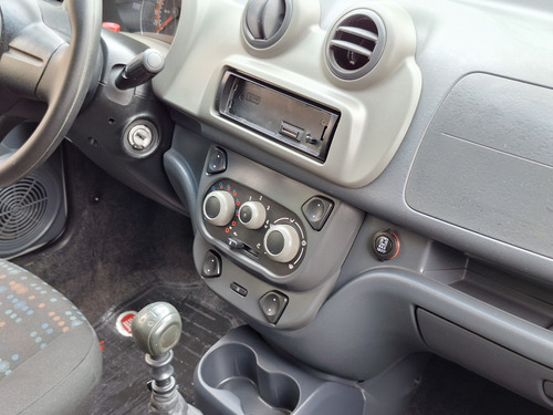 Fiat Uno 1.0 EVO VIVACE 8V FLEX 4P MANUAL