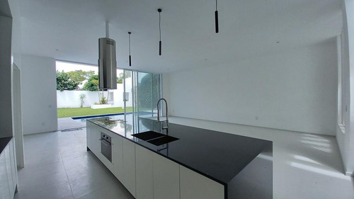 Imagen 8 de 30 de Casa Un Solo Nivel Zona Dorada