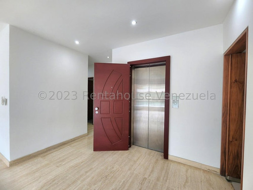 Apartamento En Venta En Campo Alegre 186 Mtrs2