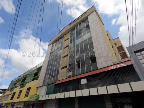Excelente Edificio Comercial De 5 Niveles En Venta En El Centro De Barquisimeto Lara, Rc