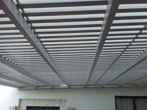 Cuadrado Pérgola Decorativo 2x2 Zeromadera (2 Pzas 1.5mts) Color Gris
